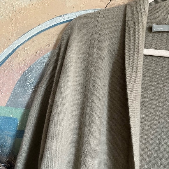 VINCE - 100 % Cashmere Raglan Sleeve Cardigan - very soft - Small - Picture 7 of 16